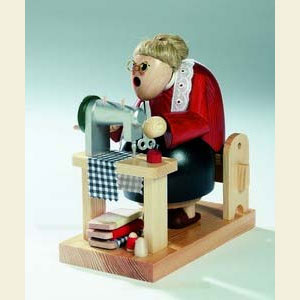 Smokers Professions Smoker Cutter woman sitting - 16 cm / 6 inch