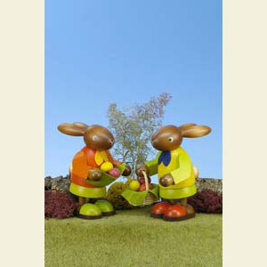 Kleine Figuren & Miniaturen Tiere Hasen Hasenfrau mit Eierkorb - 16,5 cm