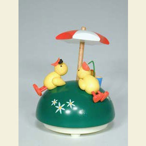 Music Boxes Misc. Motifs Music Box Chick - d 10,0 cm / 4 inch
