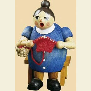 Smokers Hobbies Smoker Woman knitting - 6 inch - 15 cm