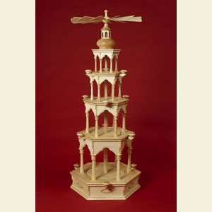 Weihnachtspyramiden 4-st�ckige Pyramiden 4-st�ckige Pyramide - unbest�ckt, aus Eschenholz - f�r Wachskerzen - 134 cm
