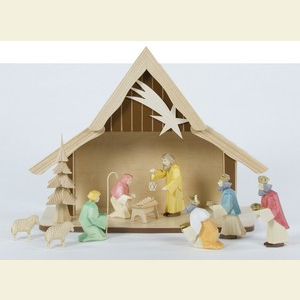 Kleine Figuren & Miniaturen Krippen Krippenhaus mit geschnitzten Figuren - 34cm